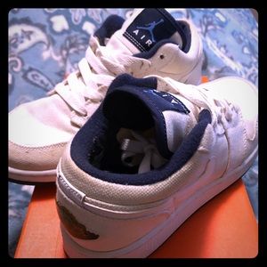 Air Jordan 1 Retro Canvas Low (GS)